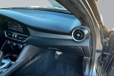 2022 Alfa Romeo Giulia Veloce