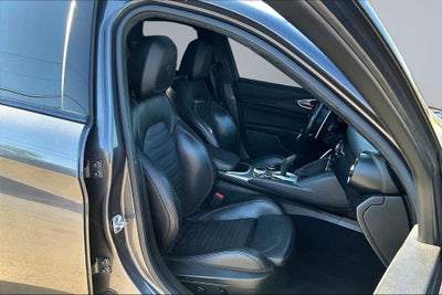 2022 Alfa Romeo Giulia Veloce