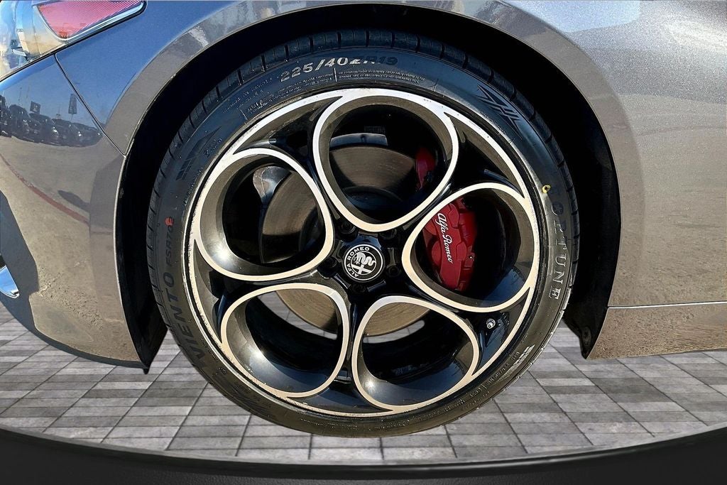 2022 Alfa Romeo Giulia Veloce