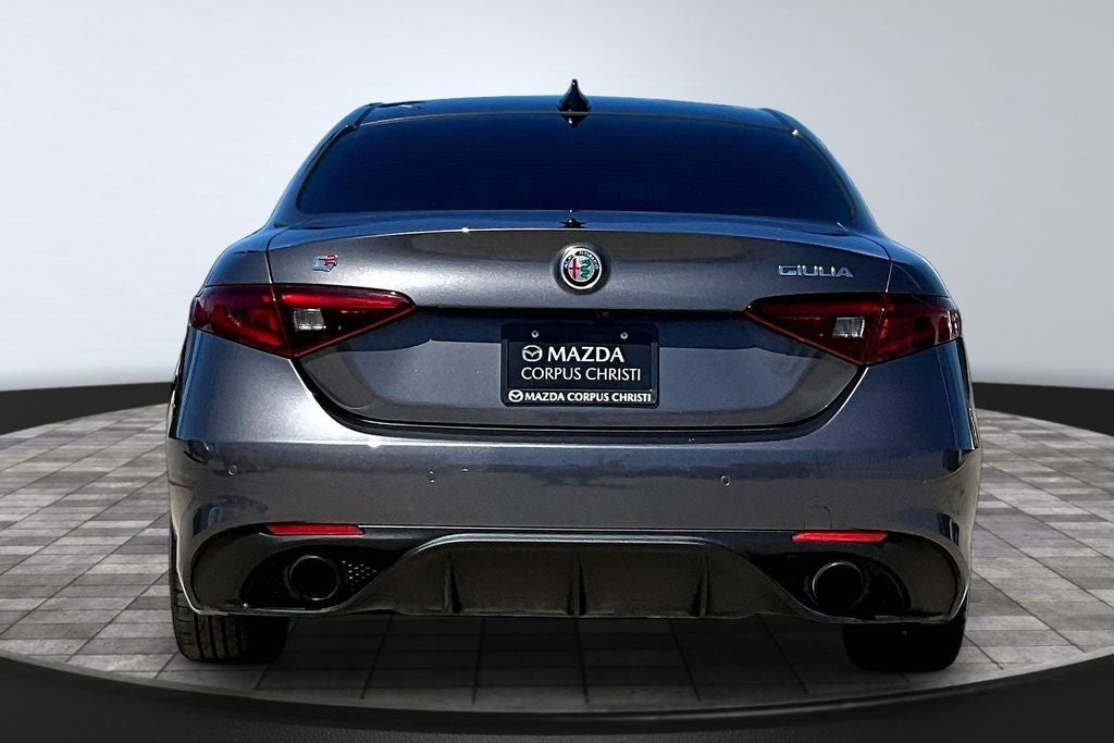 2022 Alfa Romeo Giulia Veloce