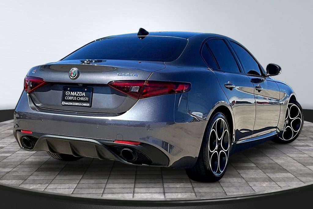 2022 Alfa Romeo Giulia Veloce