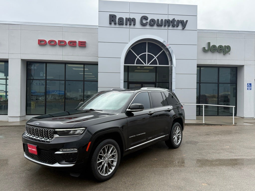 2023 Jeep Grand Cherokee Summit