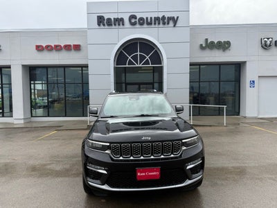 2023 Jeep Grand Cherokee Summit