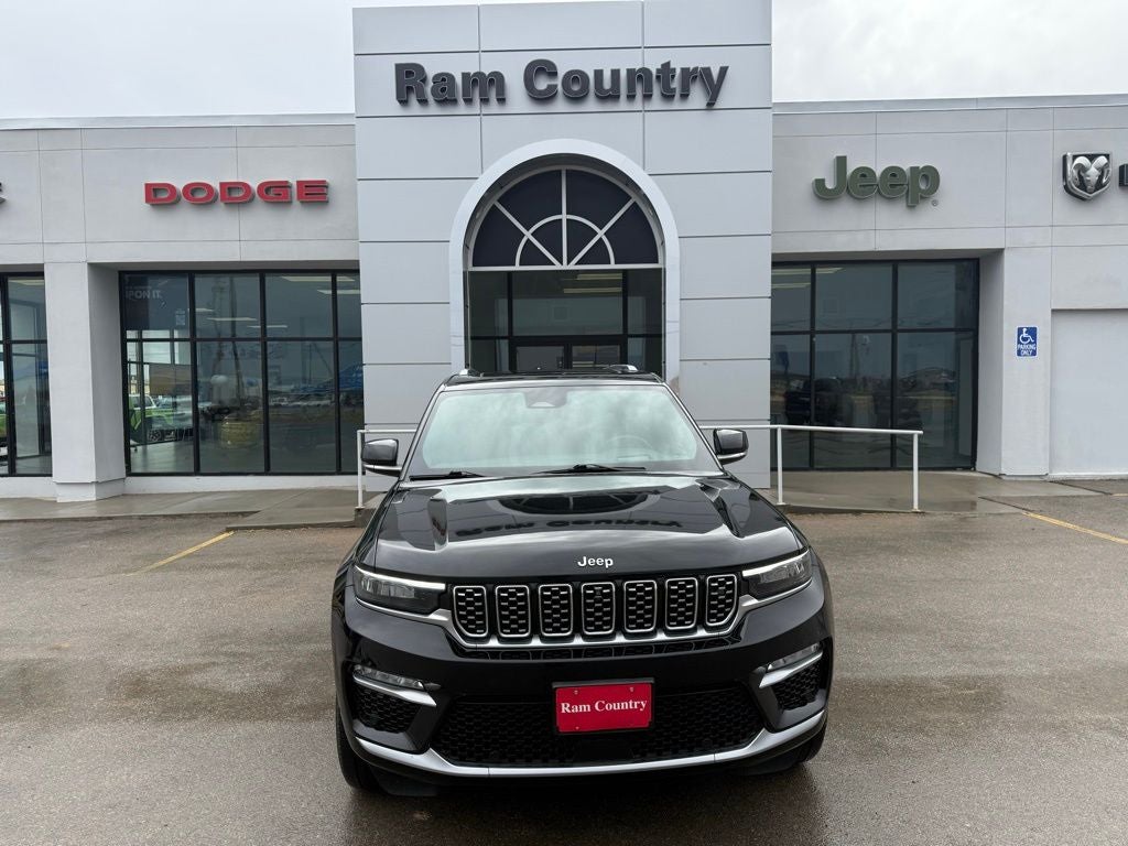 2023 Jeep Grand Cherokee Summit