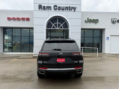 2023 Jeep Grand Cherokee Summit