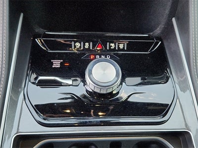 2024 Jeep Wagoneer L Base