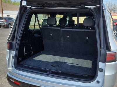 2024 Jeep Wagoneer L Base