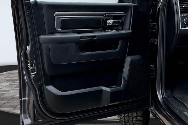 2024 RAM 1500 Classic Warlock 4X4