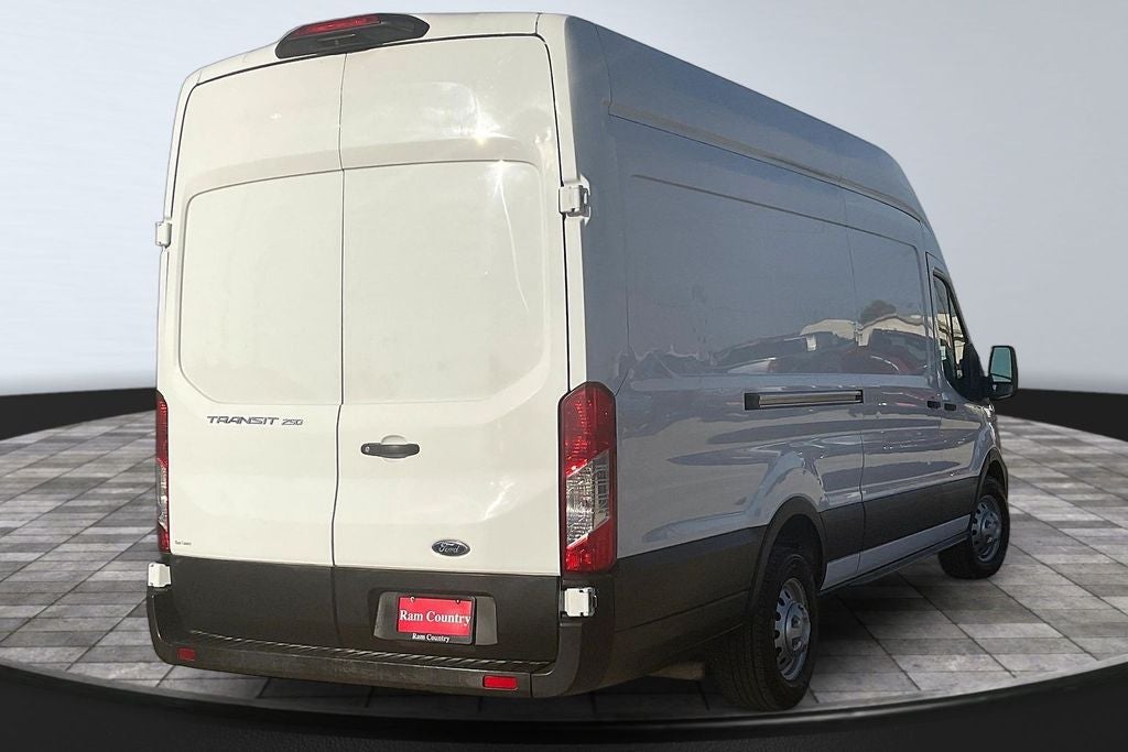 2023 Ford Transit-250 Base