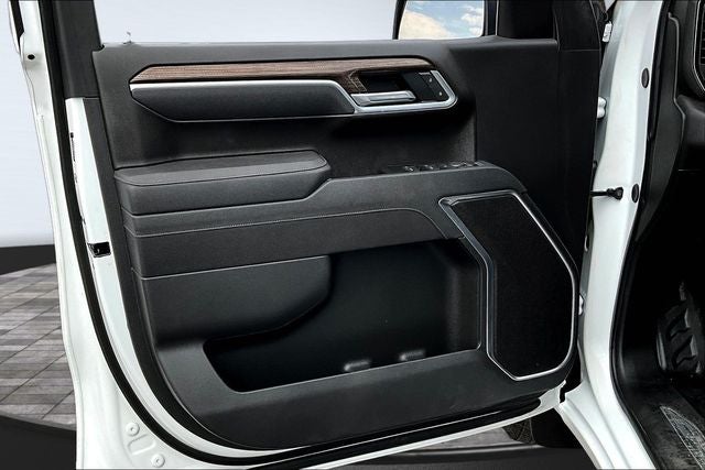 2025 Chevrolet Silverado 1500 LT LT1