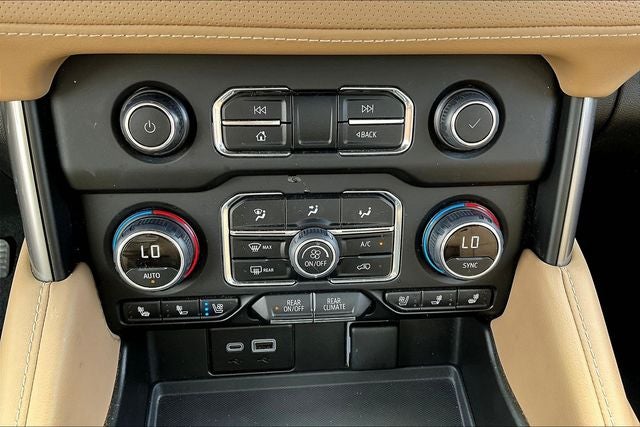 2024 Chevrolet Suburban Premier