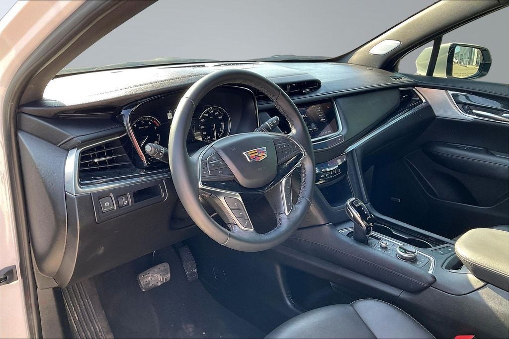 2025 Cadillac XT5 Premium Luxury