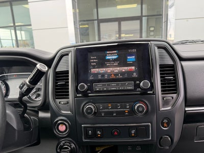 2023 Nissan Titan SV