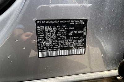 2025 Volkswagen Atlas 2.0T SE w/Technology