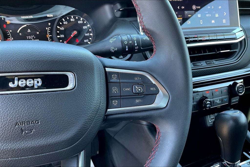 2025 Jeep Compass Trailhawk