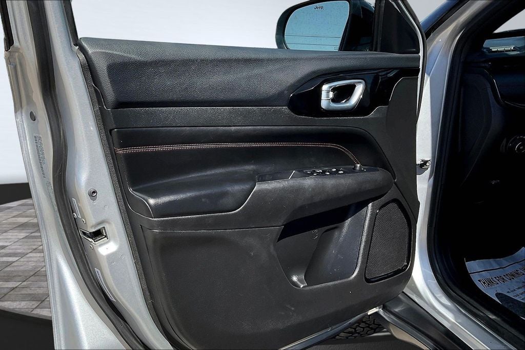 2025 Jeep Compass Trailhawk