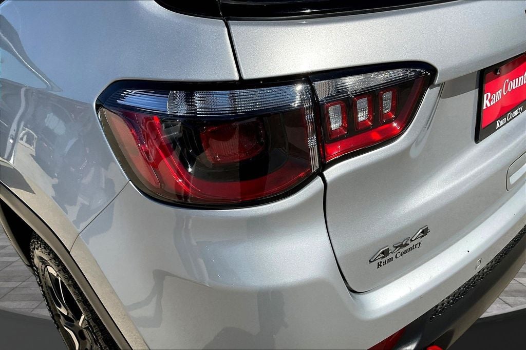 2025 Jeep Compass Trailhawk