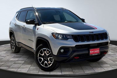 2025 Jeep Compass Trailhawk