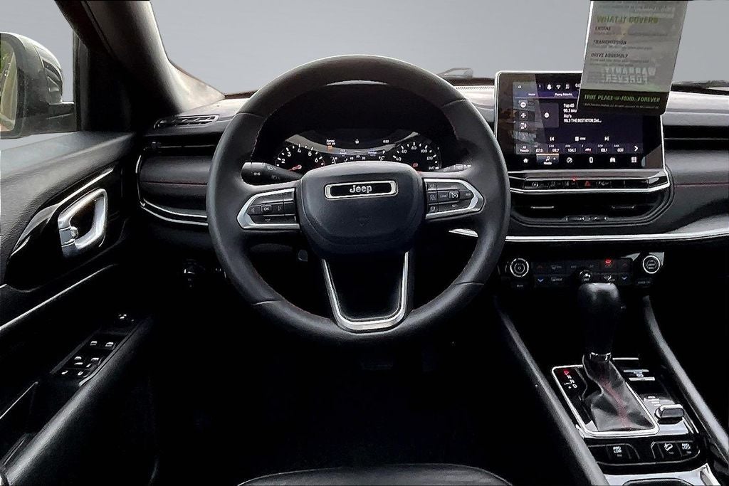 2025 Jeep Compass Trailhawk