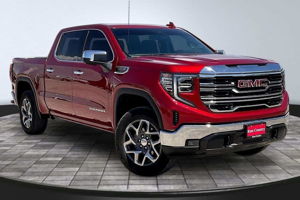 2024 GMC Sierra 1500 SLT