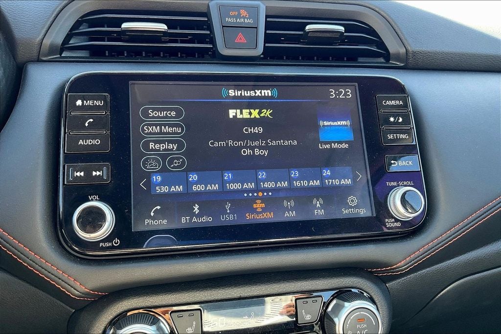 2025 Nissan Versa 1.6 SR