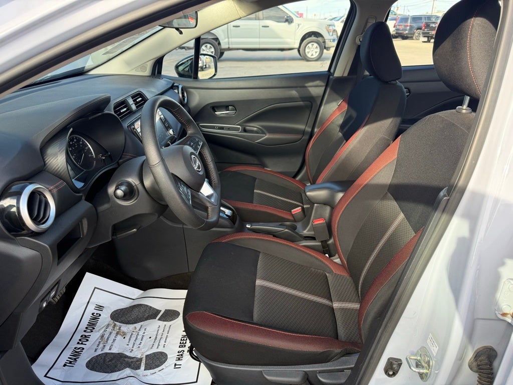 2025 Nissan Versa 1.6 SR