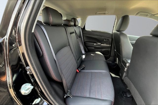 2027 Mitsubishi Outlander Sport 2.0 SE