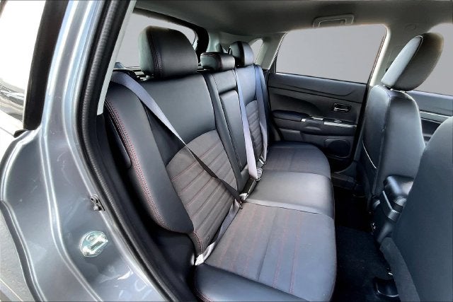 2027 Mitsubishi Outlander Sport 2.0 SE