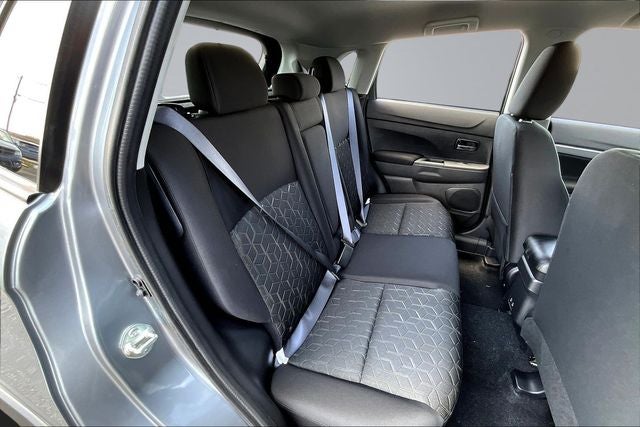 2027 Mitsubishi Outlander Sport 2.0 LE