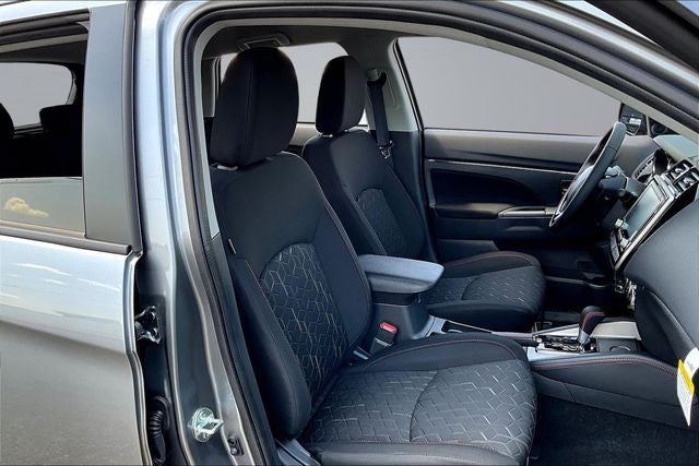 2027 Mitsubishi Outlander Sport 2.0 LE
