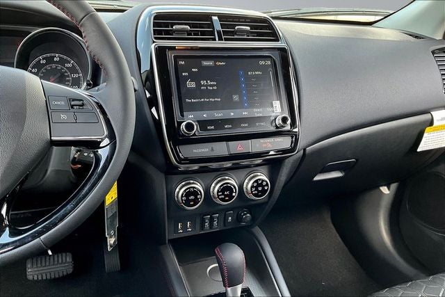 2027 Mitsubishi Outlander Sport 2.0 LE
