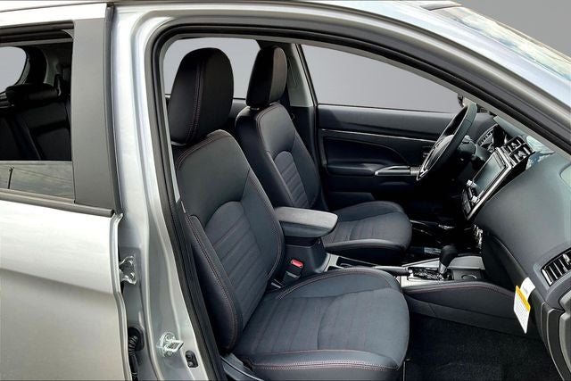 2027 Mitsubishi Outlander Sport 2.0 SE