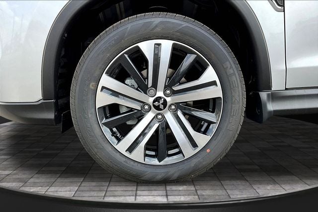 2027 Mitsubishi Outlander Sport 2.0 SE