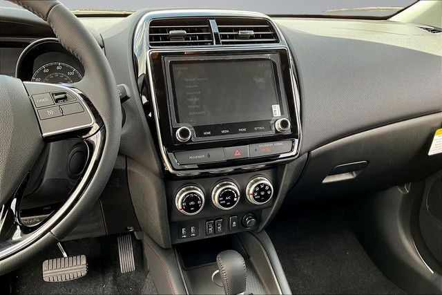 2027 Mitsubishi Outlander Sport 2.0 SE