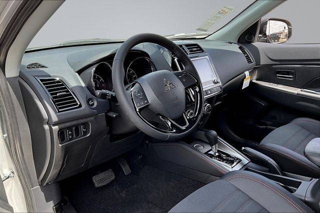 2027 Mitsubishi Outlander Sport 2.0 SE
