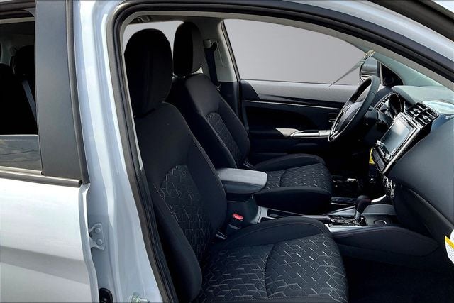 2027 Mitsubishi Outlander Sport 2.0 LE
