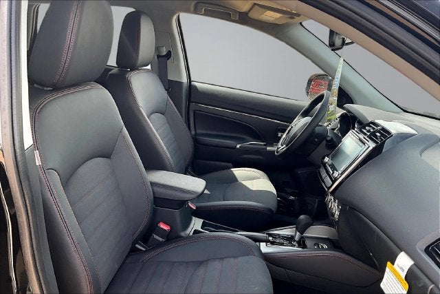 2027 Mitsubishi Outlander Sport 2.0 SE