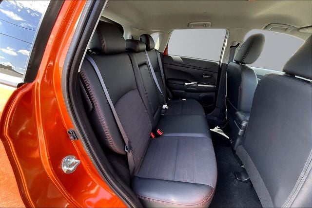 2027 Mitsubishi Outlander Sport 2.0 SE