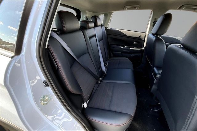 2027 Mitsubishi Outlander Sport 2.0 SE