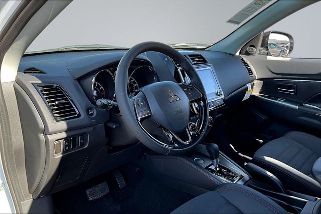 2027 Mitsubishi Outlander Sport 2.0 SE