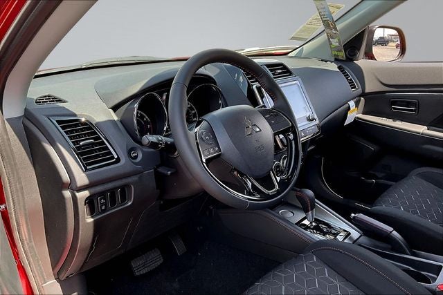 2027 Mitsubishi Outlander Sport 2.0 LE