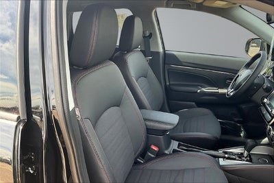 2027 Mitsubishi Outlander Sport 2.0 SE