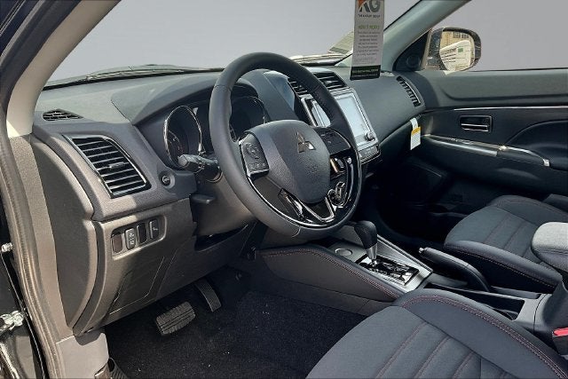 2027 Mitsubishi Outlander Sport 2.0 SE
