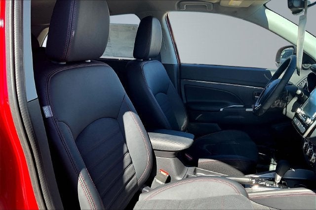 2027 Mitsubishi Outlander Sport 2.0 SE