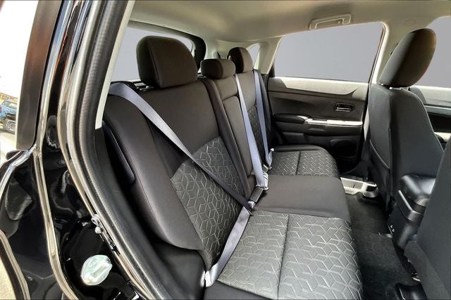 2027 Mitsubishi Outlander Sport 2.0 LE