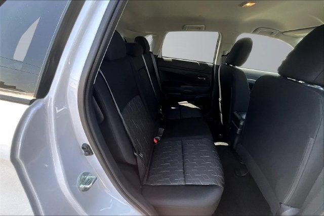 2027 Mitsubishi Outlander Sport 2.0 ES