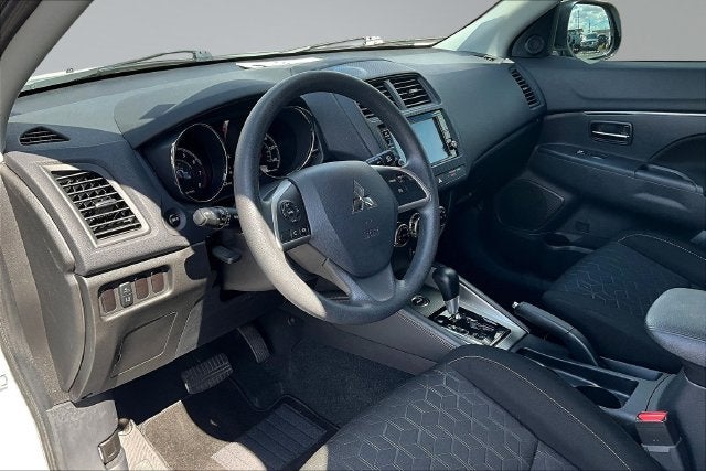 2025 Mitsubishi Outlander Sport 2.0 ES
