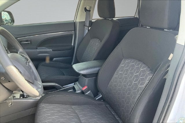 2025 Mitsubishi Outlander Sport 2.0 ES
