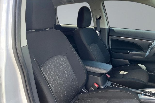 2025 Mitsubishi Outlander Sport 2.0 ES
