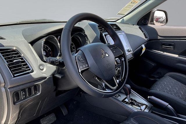 2026 Mitsubishi Outlander Sport 2.0 LE